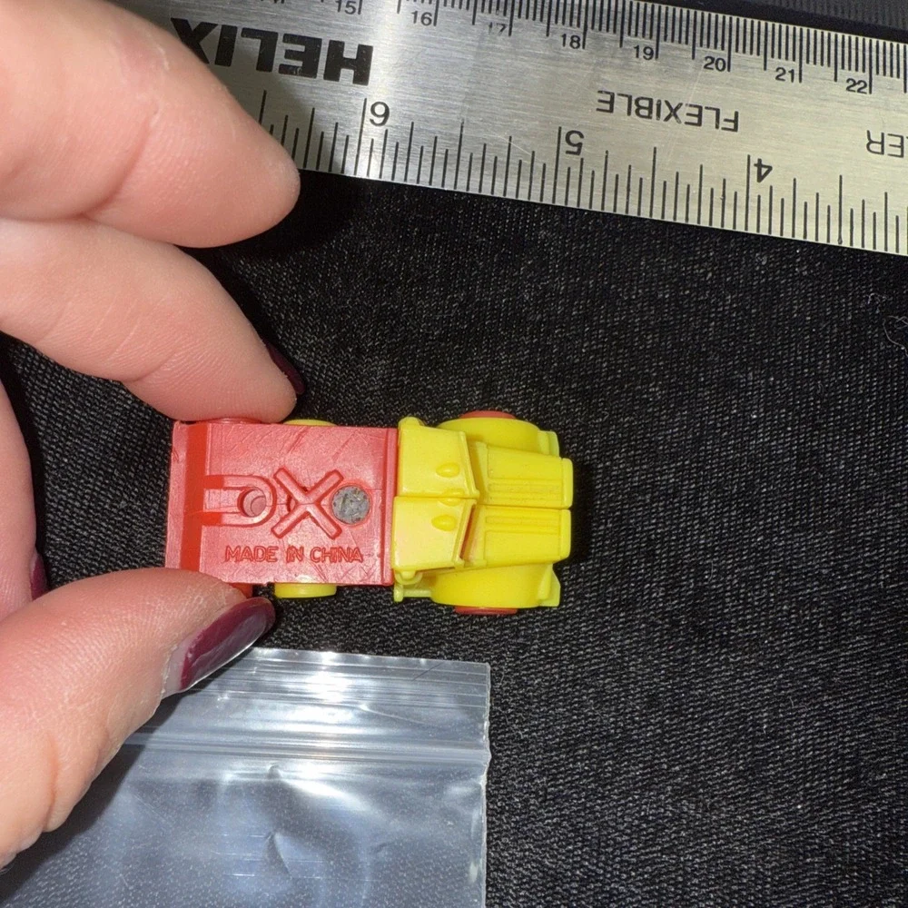 Vintage RARE TRANSFORMERS‎ MINI Robot Toy Car Transformer Hasbro? 5018